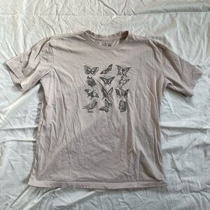 Set of 2 Mountain Hardwear Butterfly Graphic Tee - beige and gray